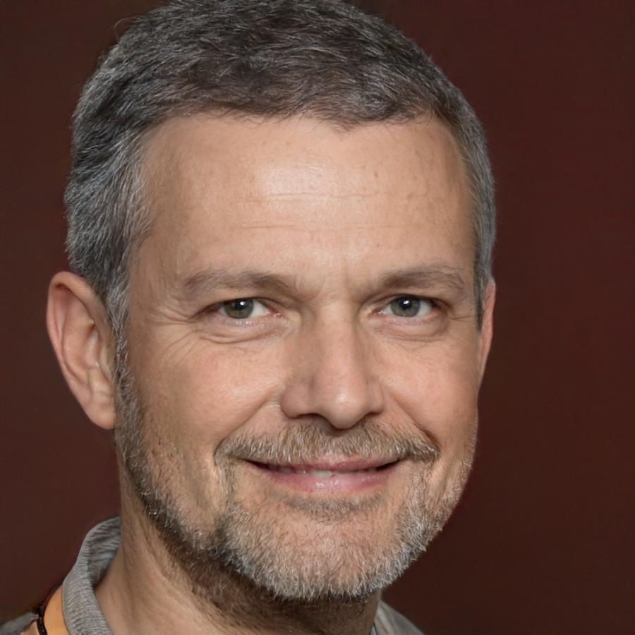 Callum Thornbury, Principal Consultant at omeralentis